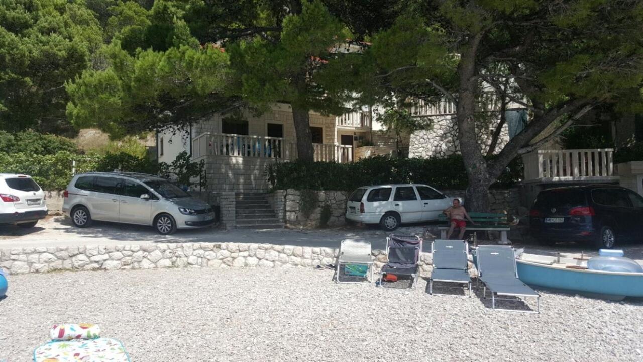Apartments By The Sea Brela, Makarska - 11821 Exterior foto